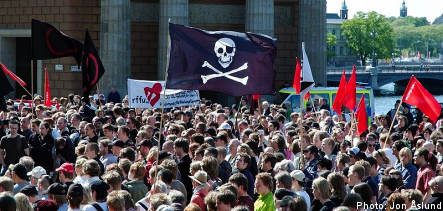 Swedish pirates have wind in their sails for EU vote