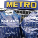 Retailer Arcandor in talks with rival Metro about possible tie-up