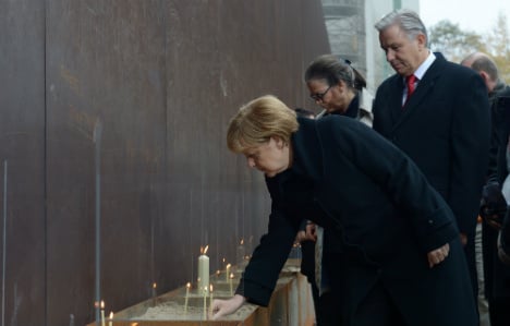 Germany cheers 25 years since Berlin Wall's fall