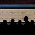 Turin shroud back on display after five years
