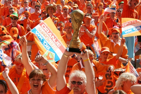 Dutch fans at a public viewing in Leipzig. Photo: DPA