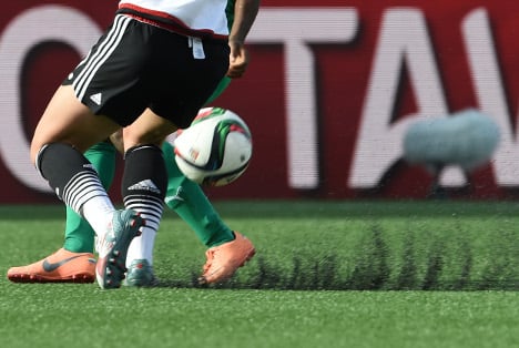 The controversial artificial turf. Photo: DPA