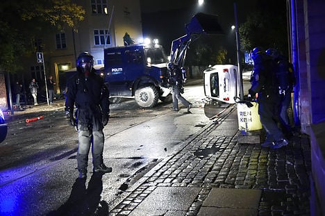 Copenhagen Police responded in massive numbers to the disturbance. Photo: Jens Nørgaard Larsen/Scanpix