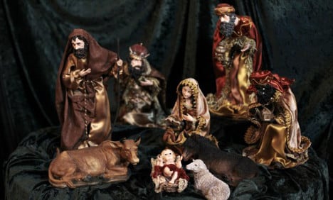 France to allow Baby Jesus in Town Halls this Christmas