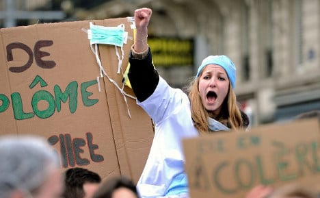 Why French nurses are staging nationwide protests