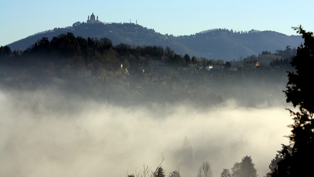 Turin smog puts half of children at health risk: study