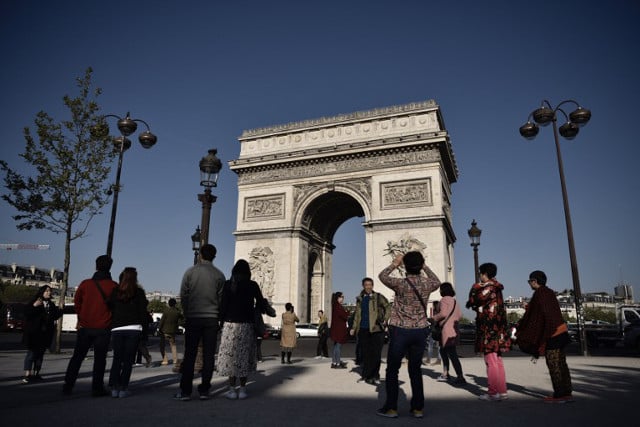 Paris tourism alive and kicking after terror doldrums