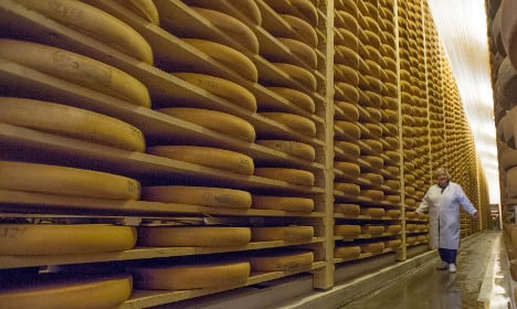 Four-tonne fromage heist stuns French police