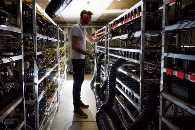 Bitcoin could ‘bring internet to a halt’: BIS