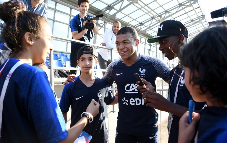 Boys from the banlieues: France football team ignites dreams in gritty estates