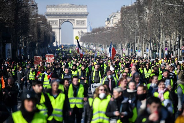 Yellow vests scream 'dirty Zionist' at French writer