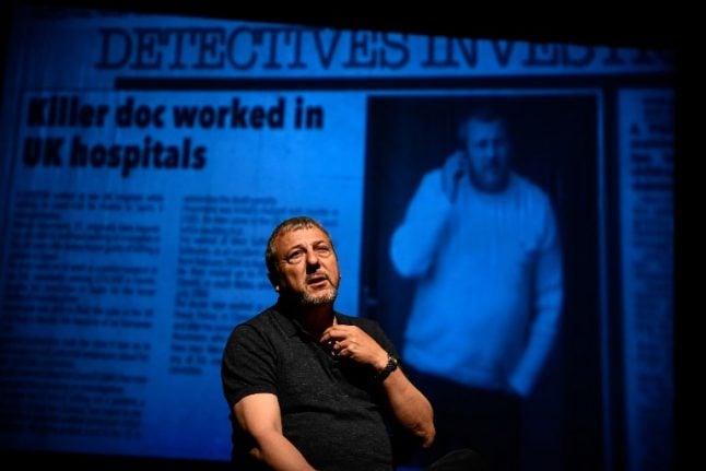 Doctor convicted of euthanasia plays himself on Madrid stage