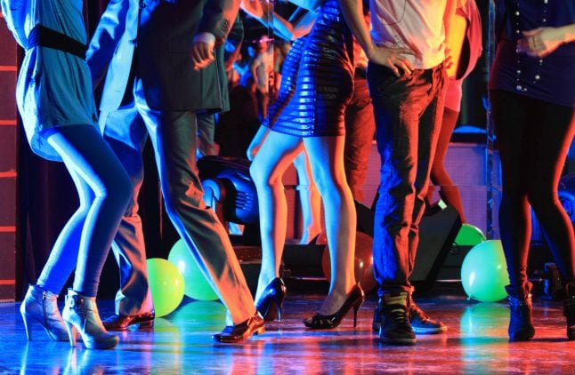 Frankfurt party organizers face hefty fine for flouting Easter dancing ban