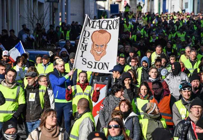 'Yellow vest' demos will continue throughout April, but what's scheduled for this weekend?