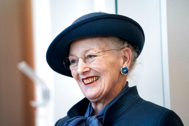 Danes to sing for queen after coronavirus cans birthday bash