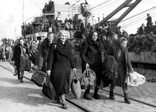 German refugees arrive in Sweden, in 1940. Photo: TT