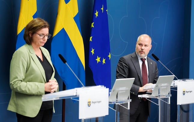 Swedish government announces next steps in overhaul of migration law
