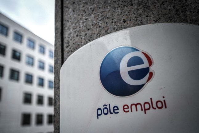 Unemployment in France falls slightly despite the lockdown
