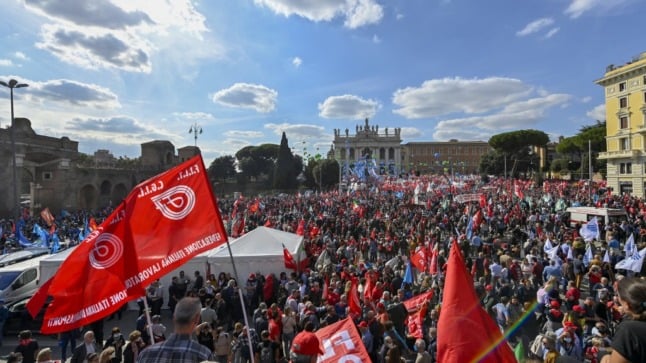 Thousands protest in Rome against fascist groups after green pass riots