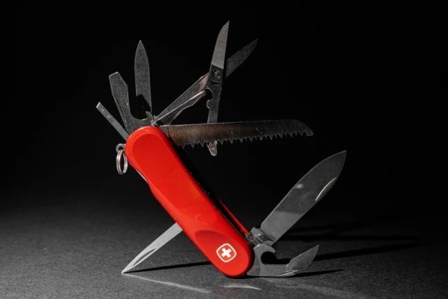 Do Swiss soldiers really use the army knife?